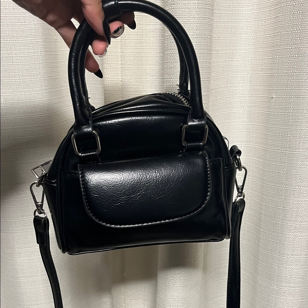 Elegant Black Handbag